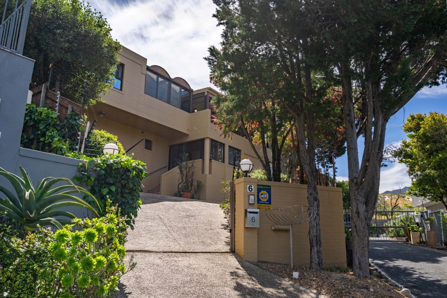 3 Bedroom Property for Sale in Northshore Western Cape